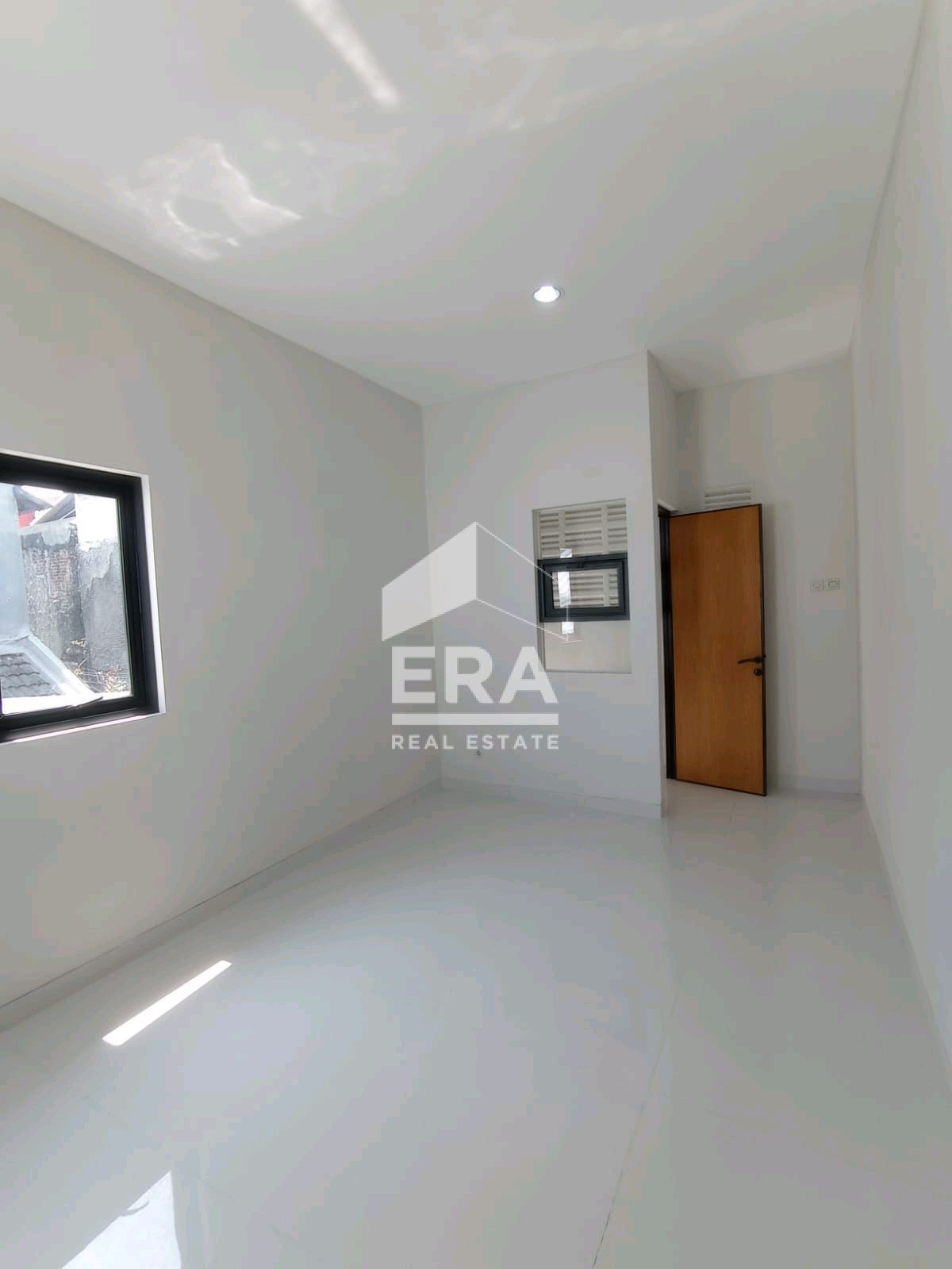 interior 6