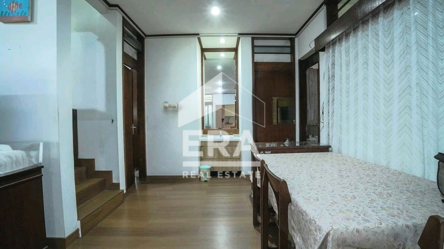 interior 5