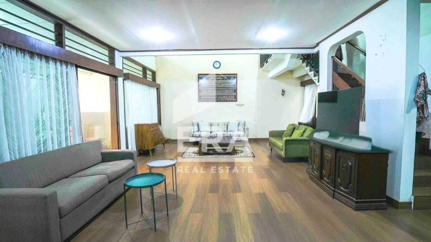 interior 2
