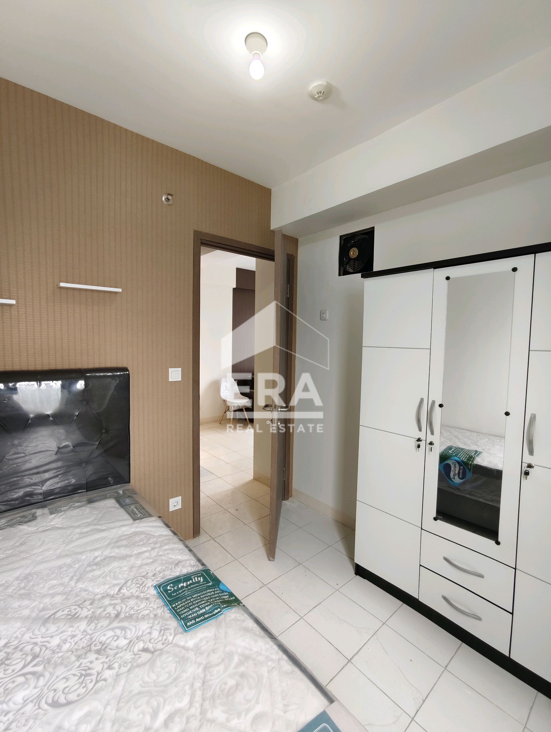 interior 6