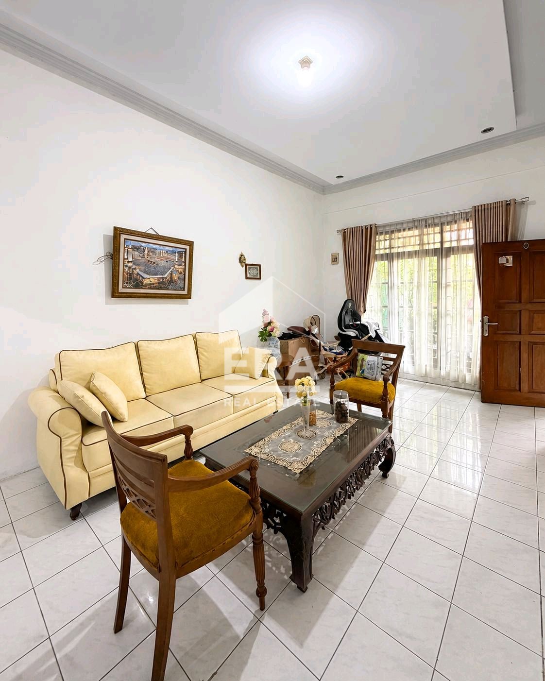interior 6