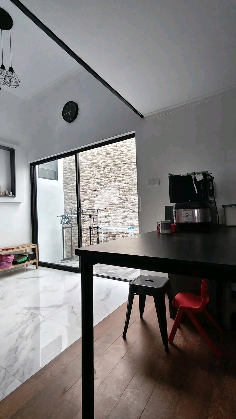interior 4