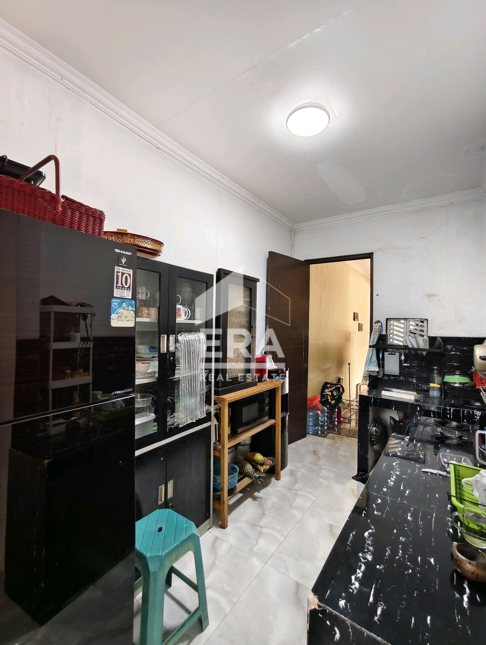 interior 6