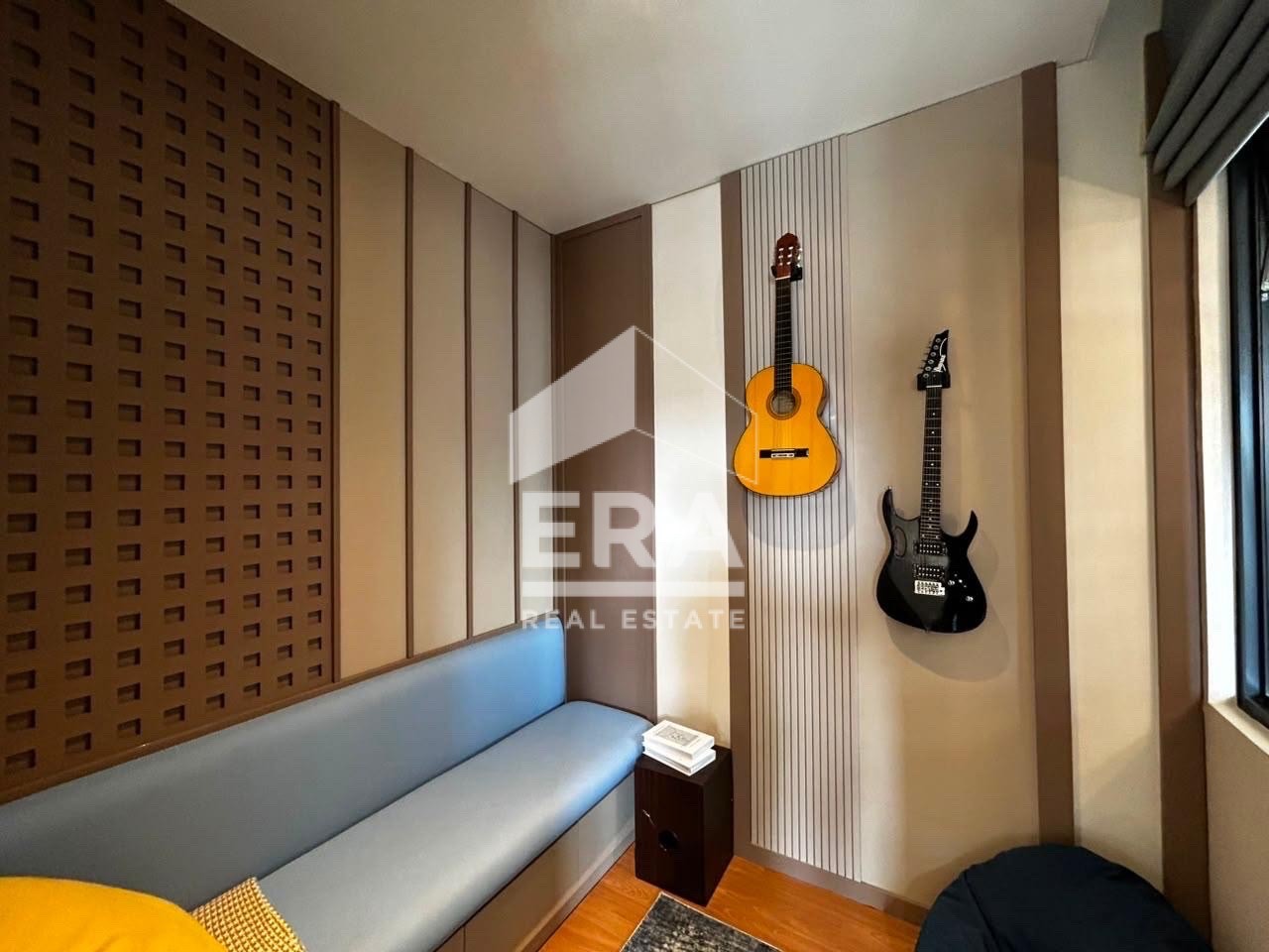 interior 7