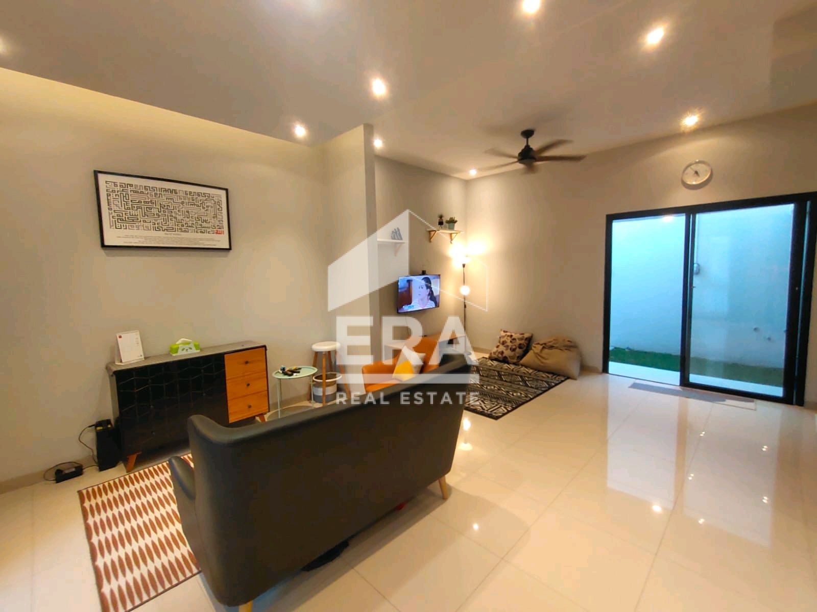 interior 9