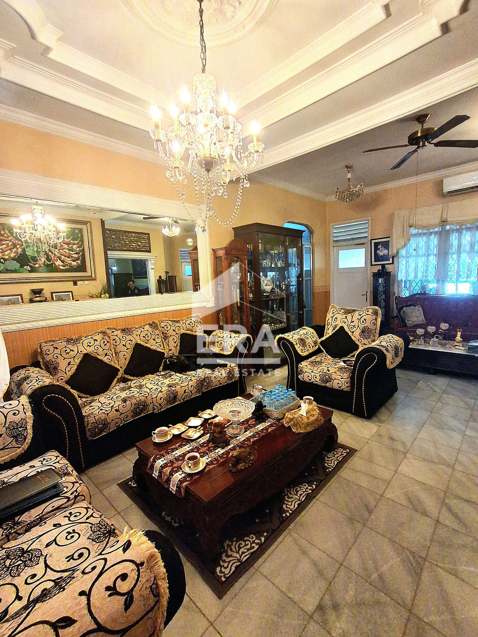 interior 3