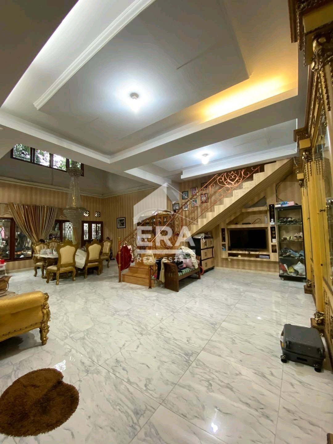 interior 5