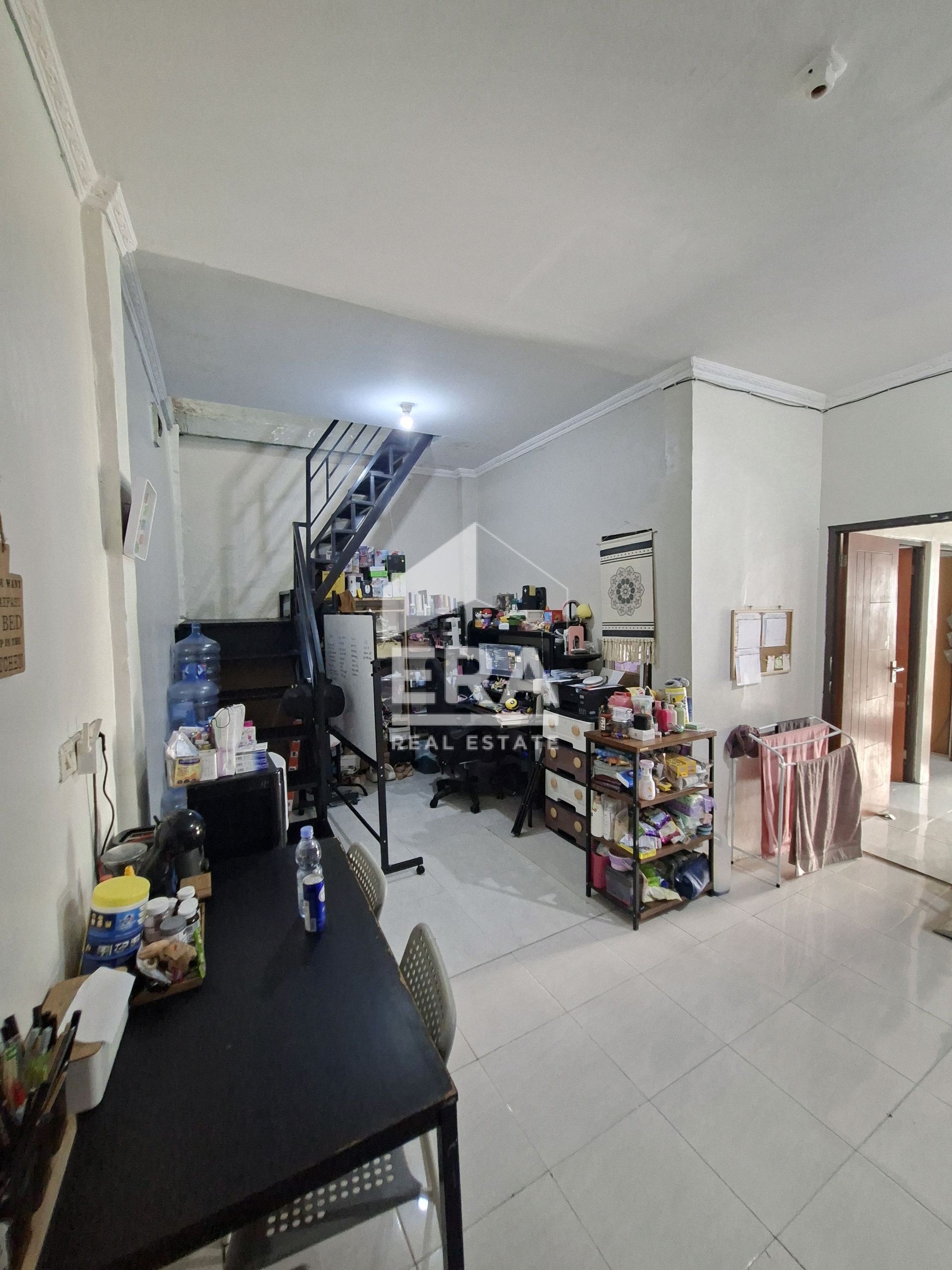 interior 6