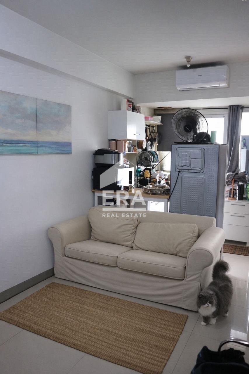 interior 8