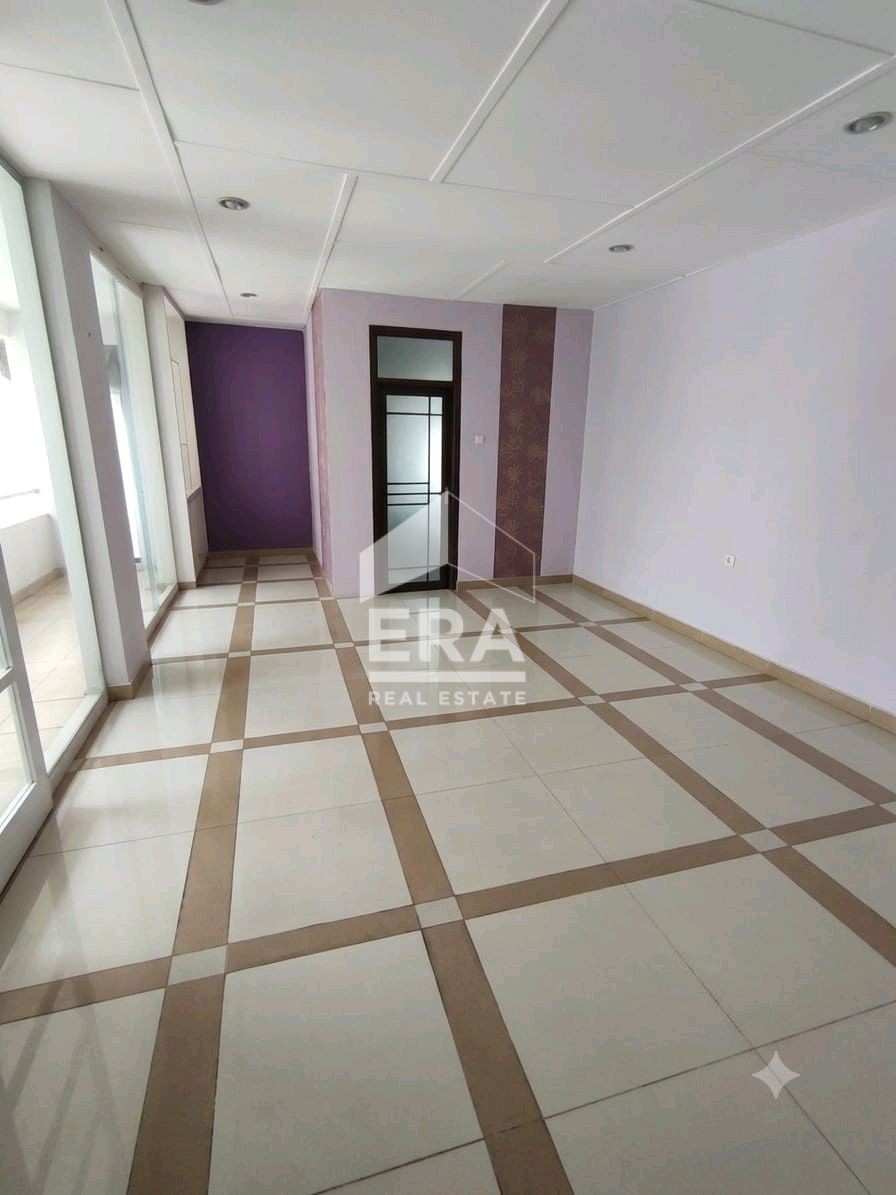 interior 3