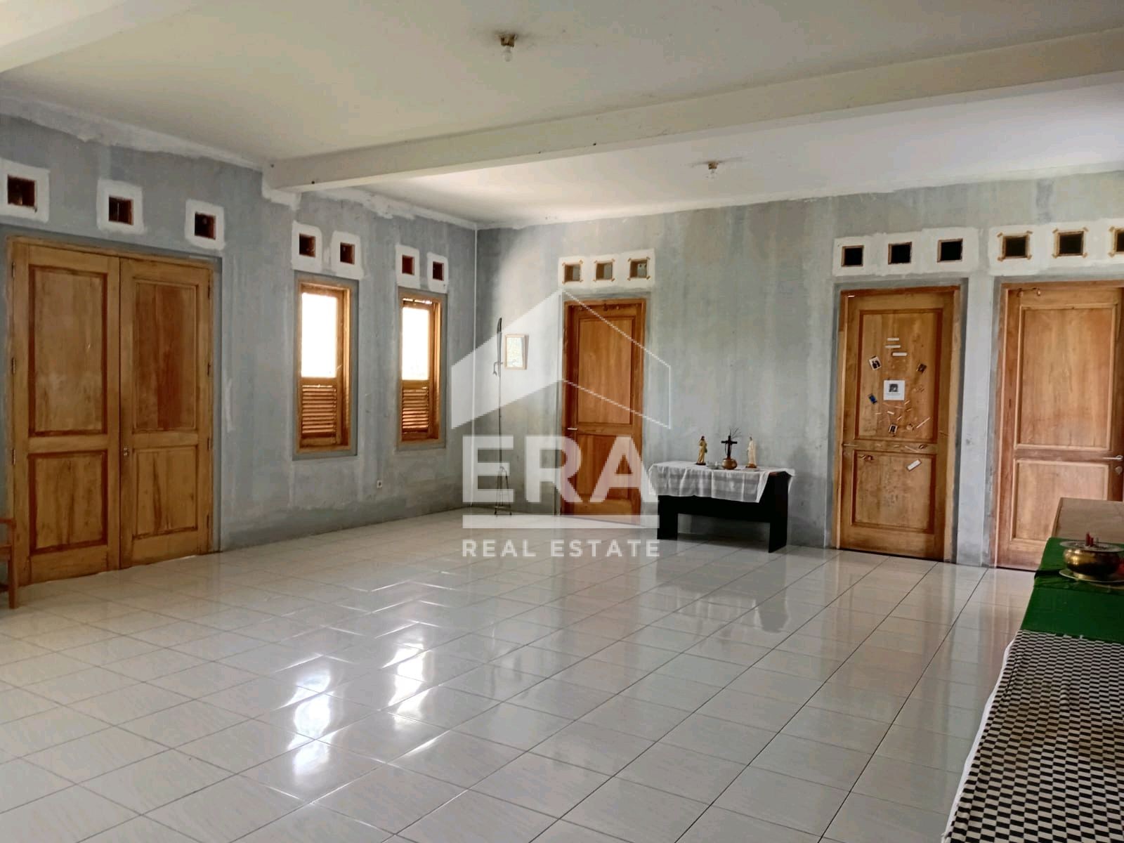 interior 2