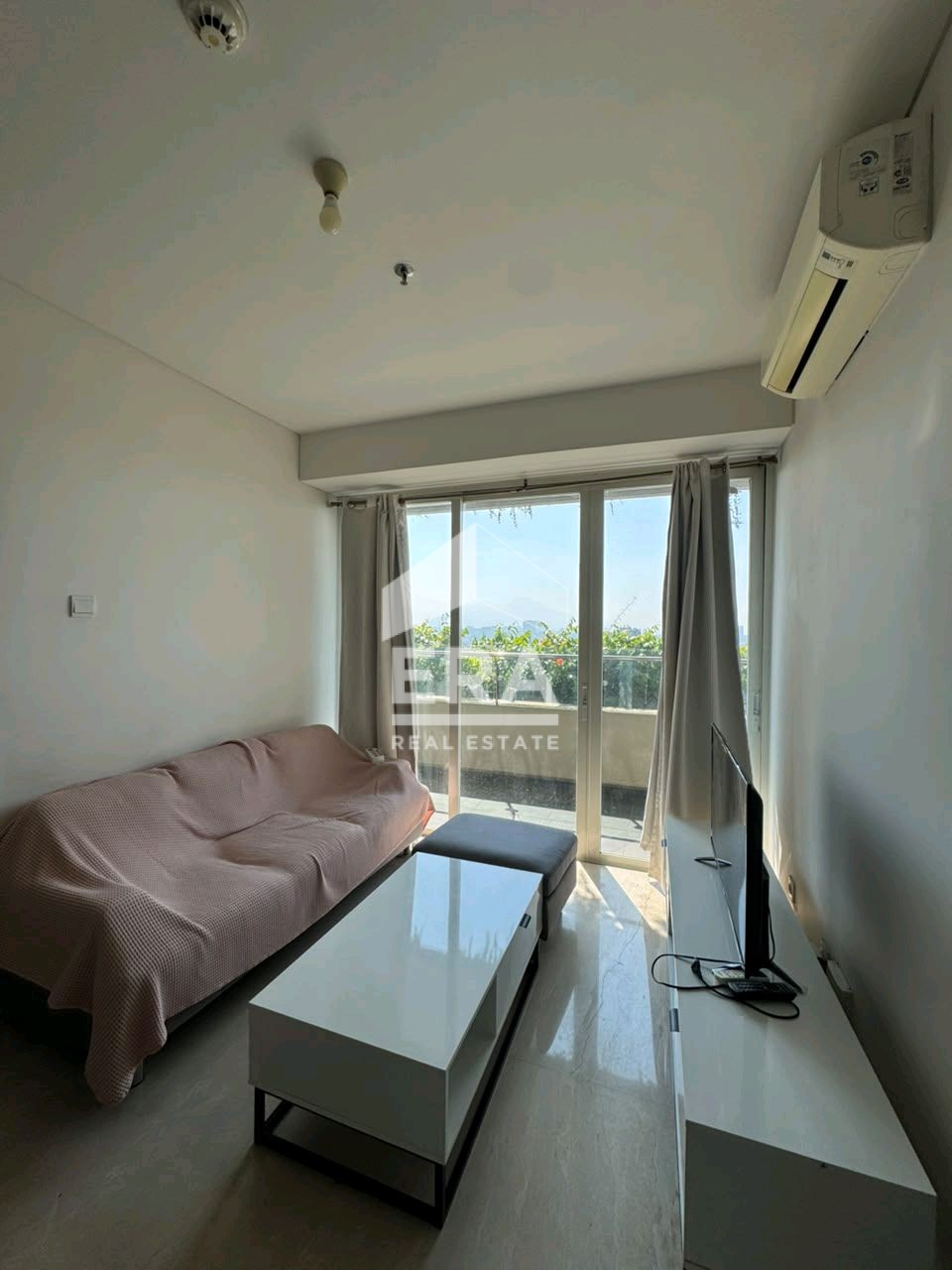 interior 7