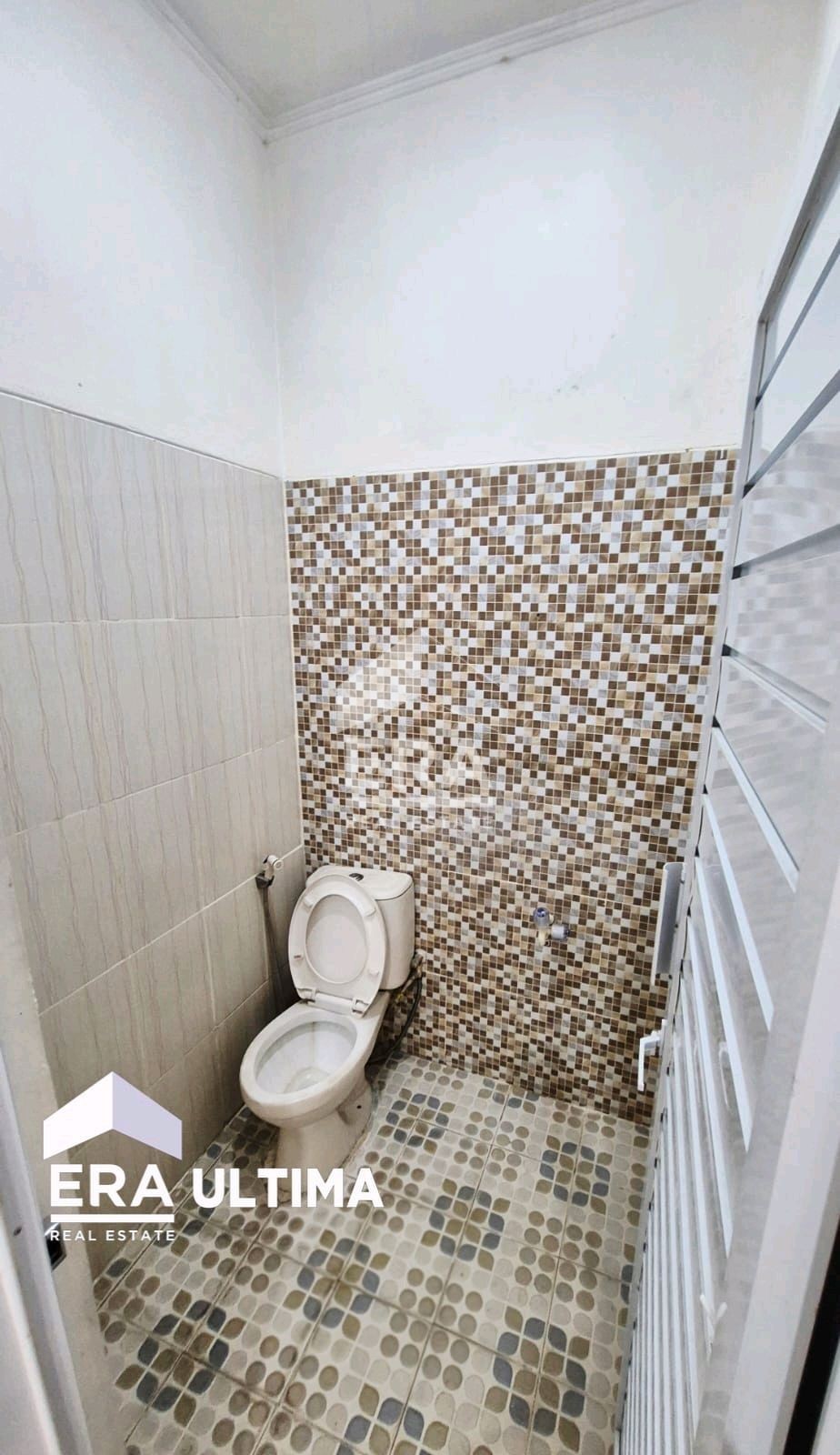 interior 10
