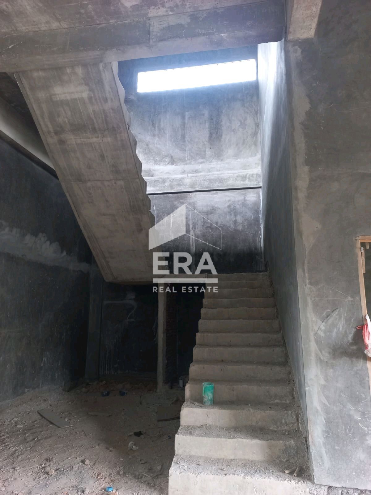interior 4