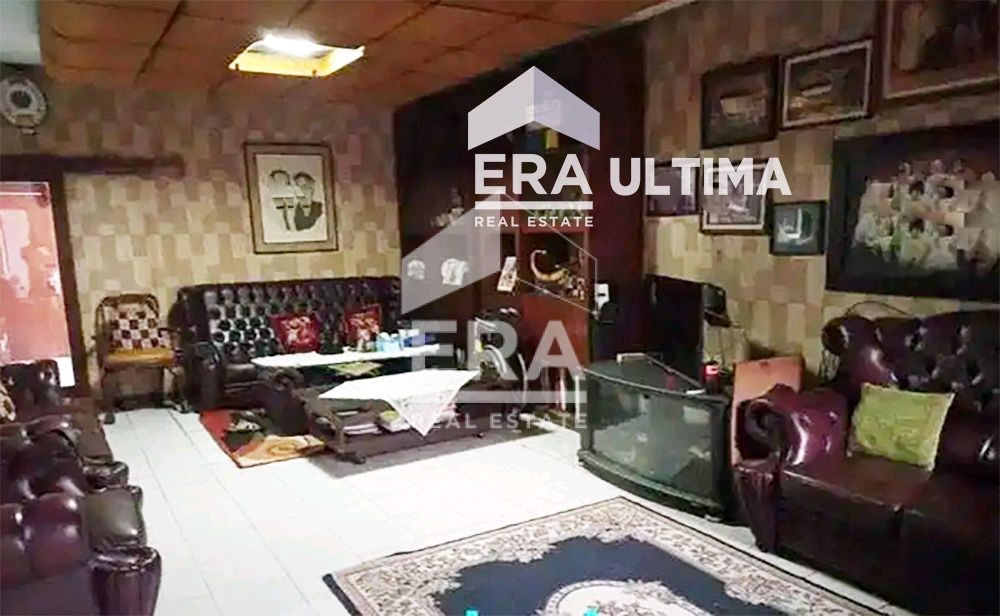 interior 8
