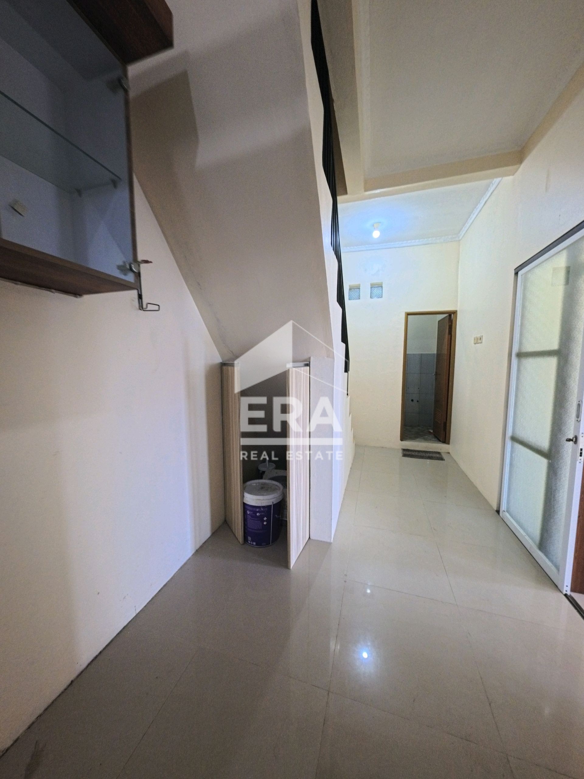 interior 6