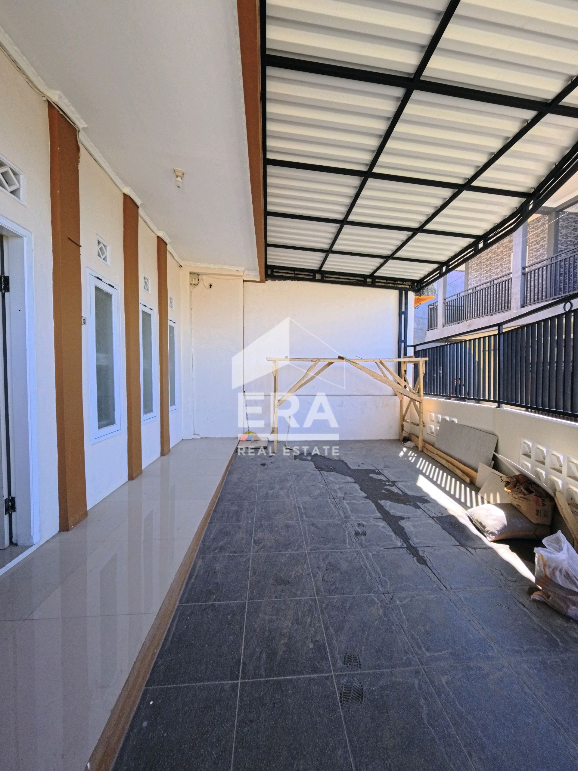 interior 2
