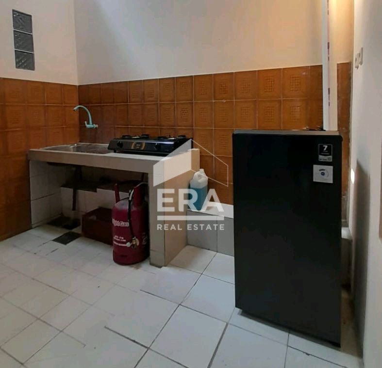 interior 8