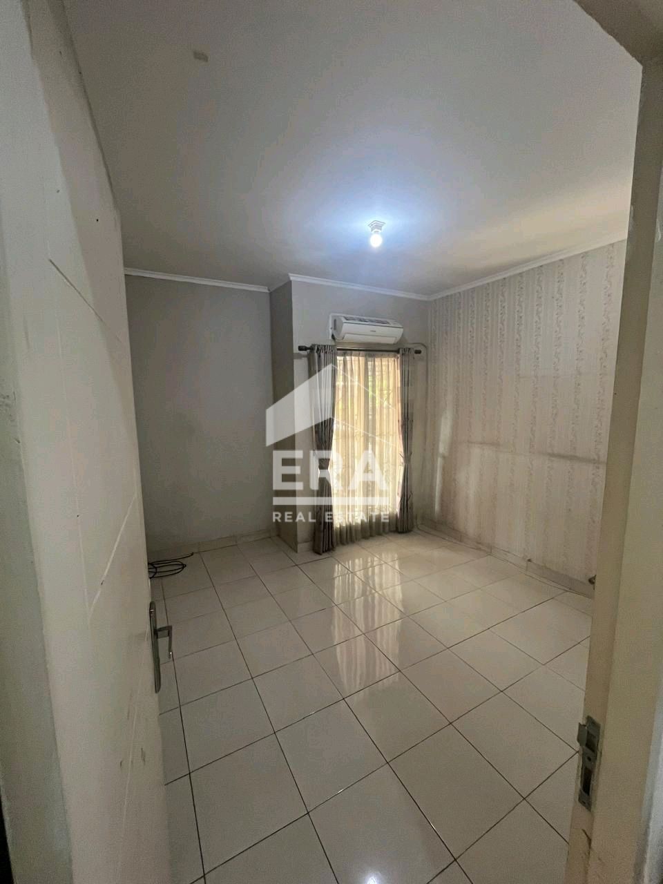 interior 6