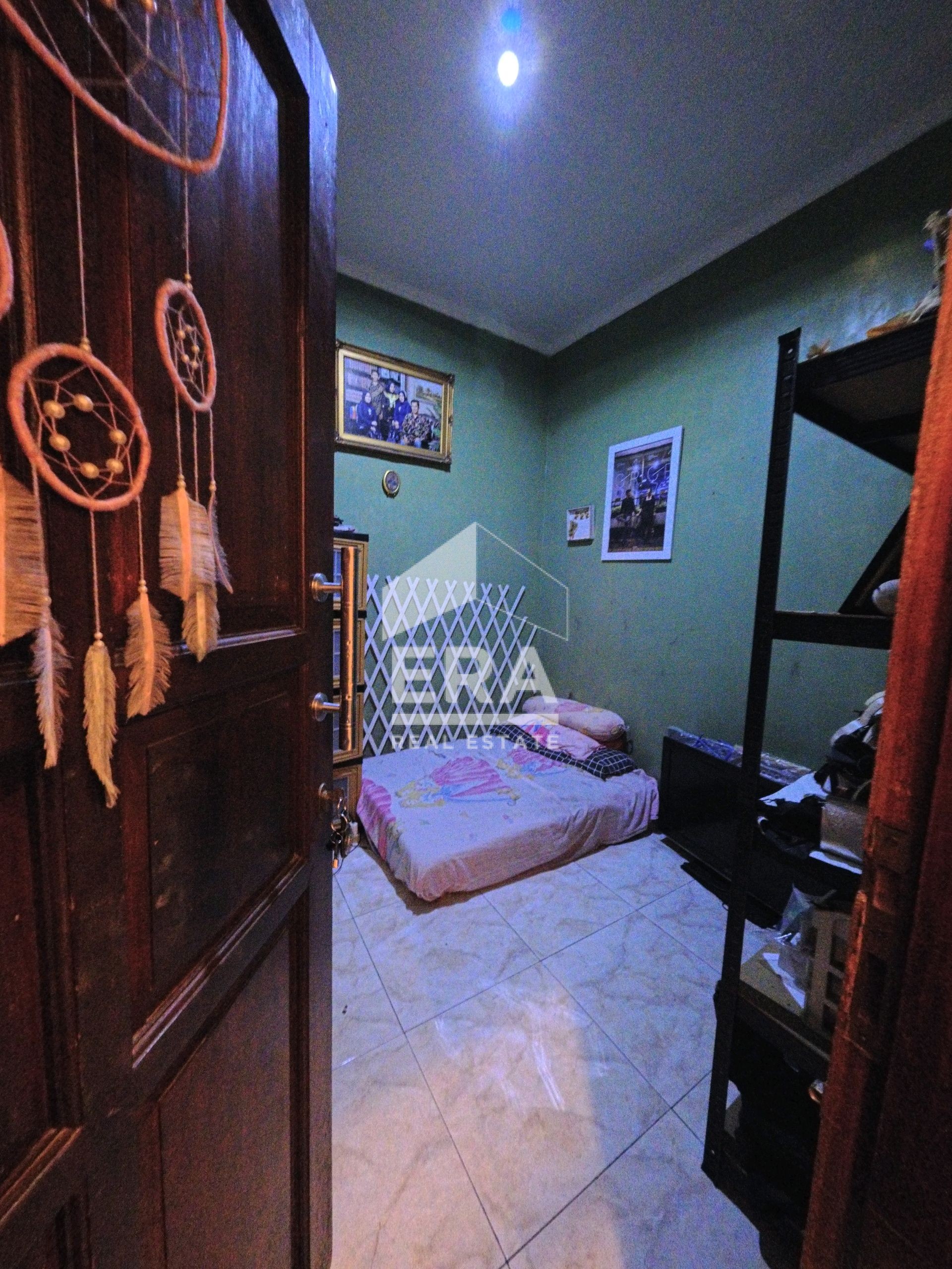 interior 6