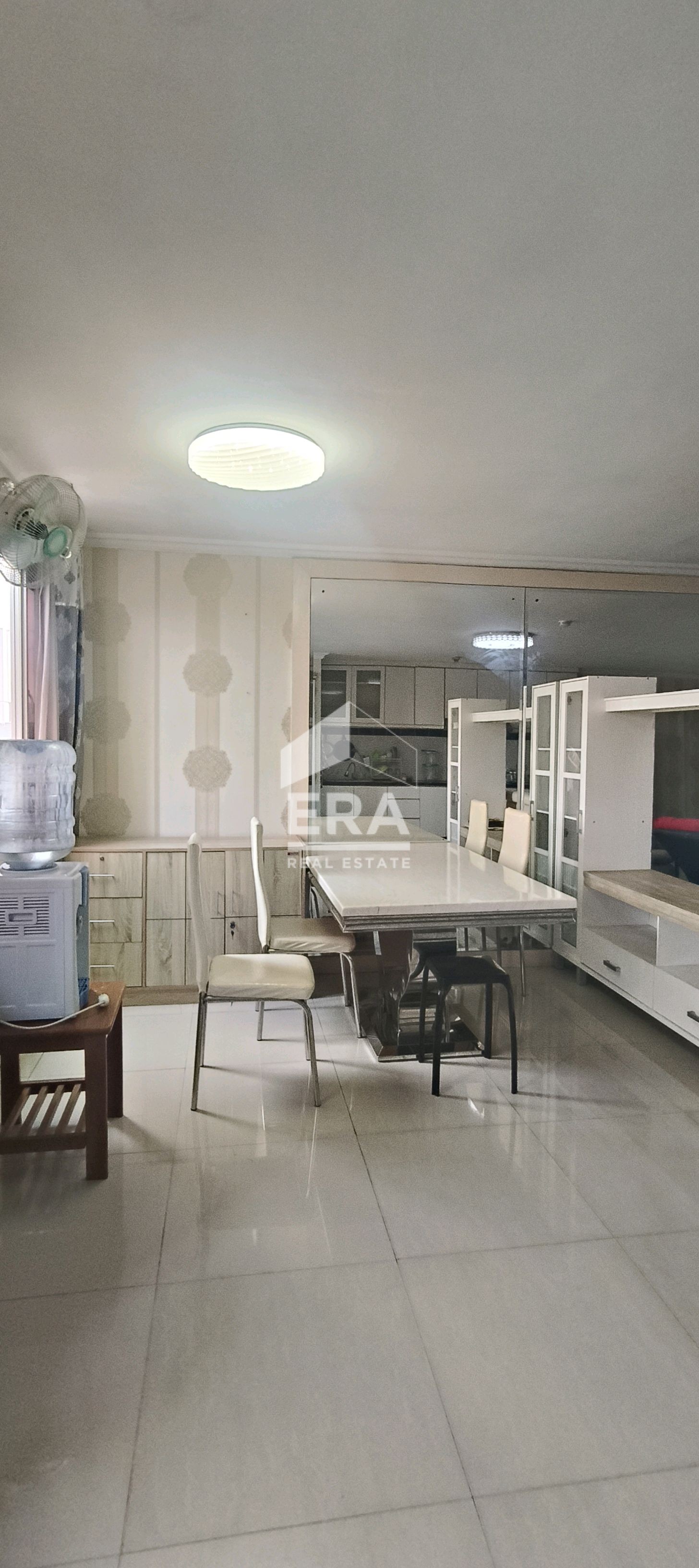 interior 3