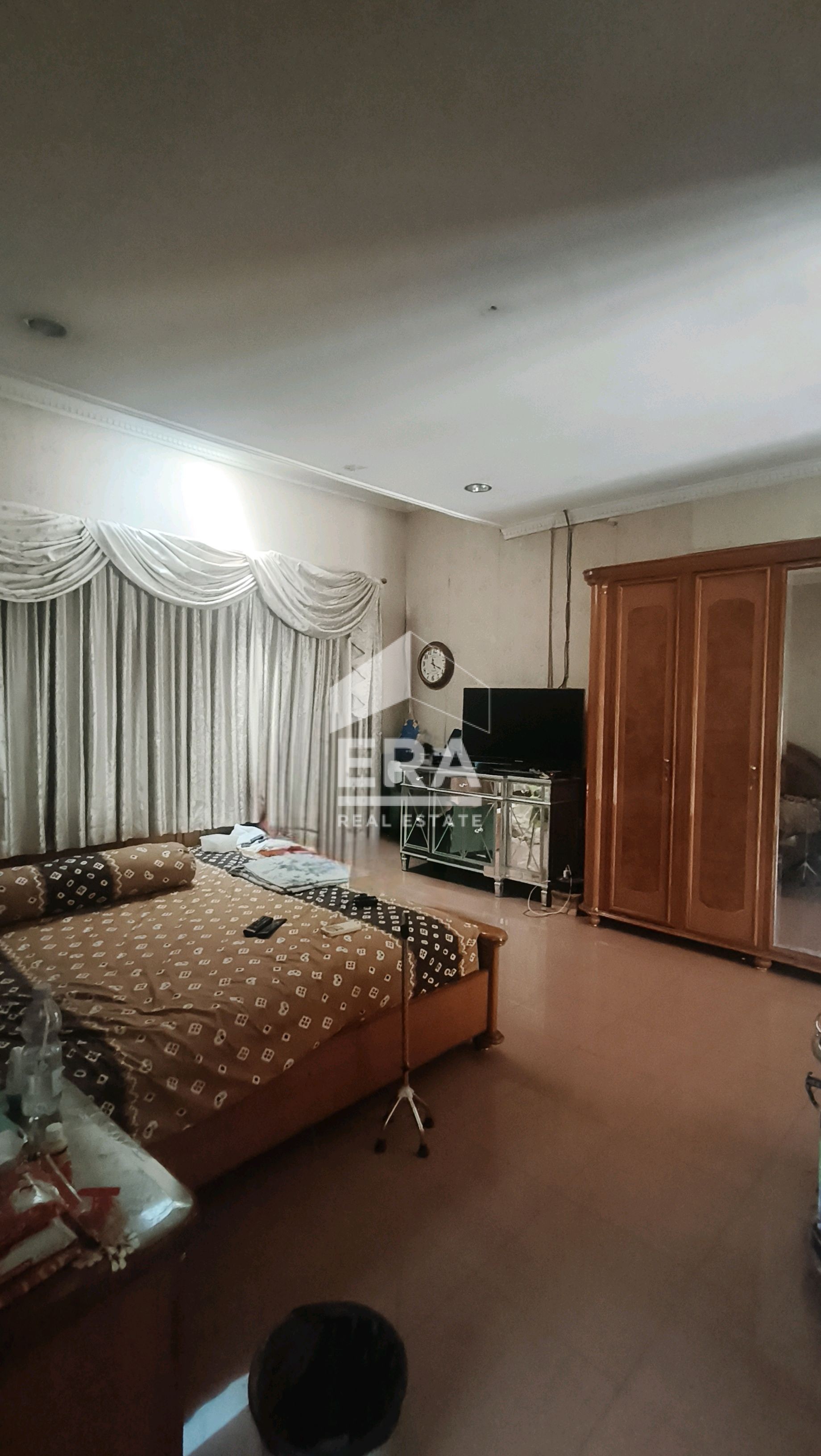interior 7