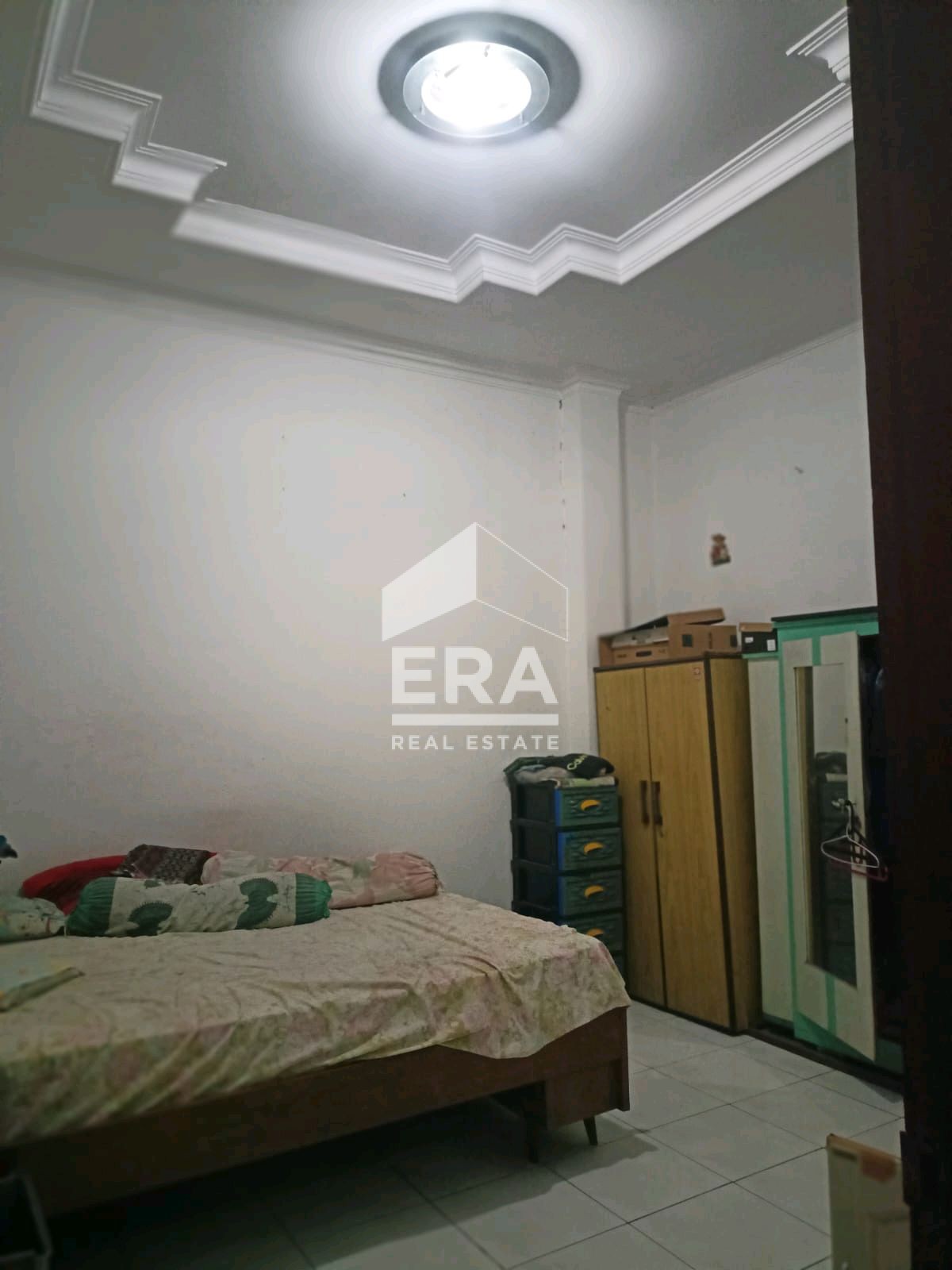 interior 6