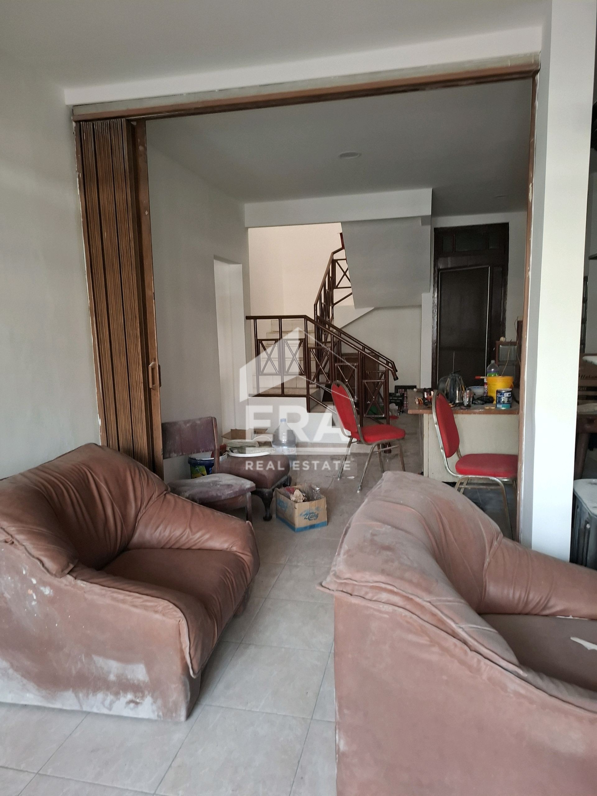interior 6