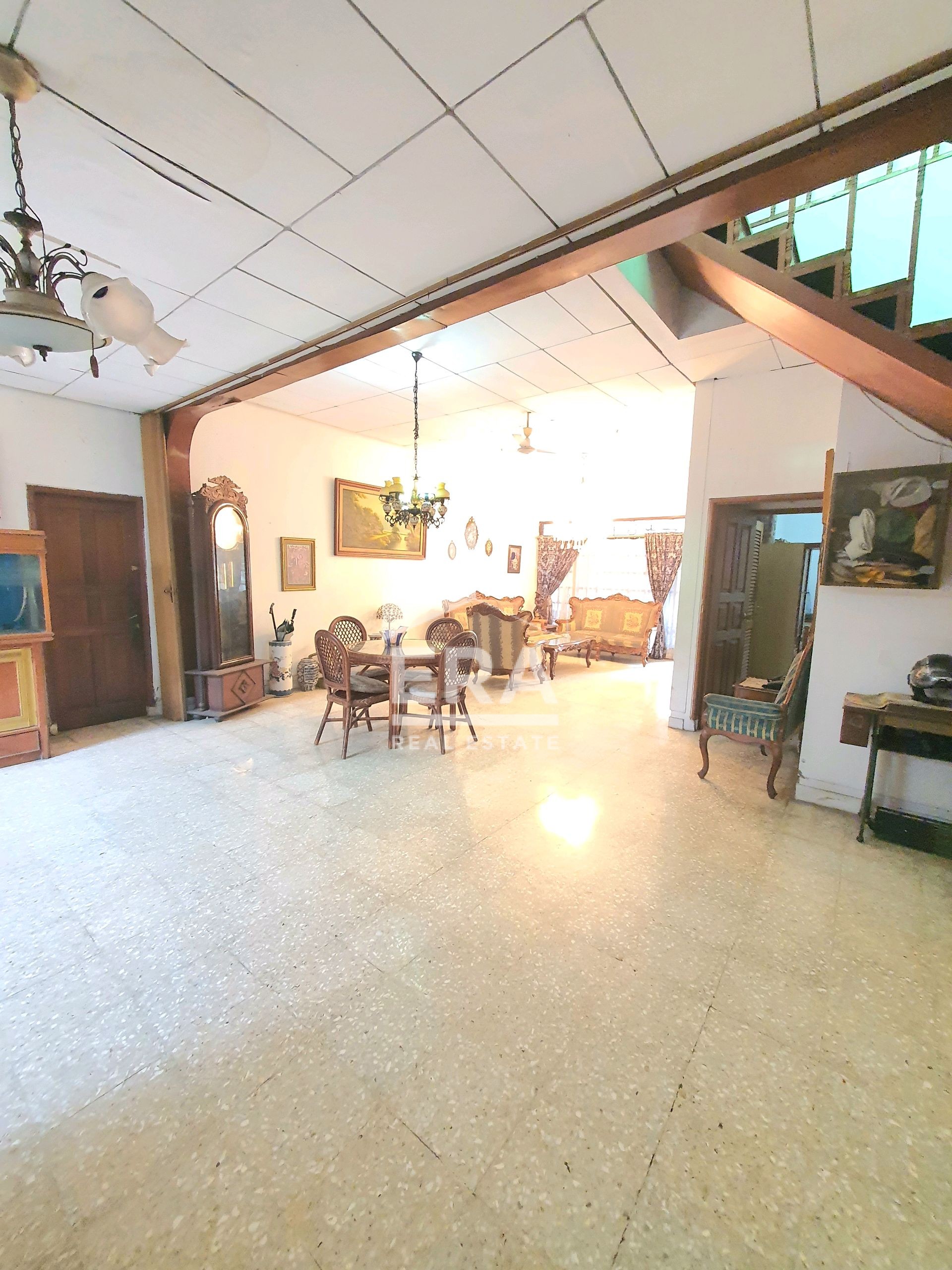 interior 3
