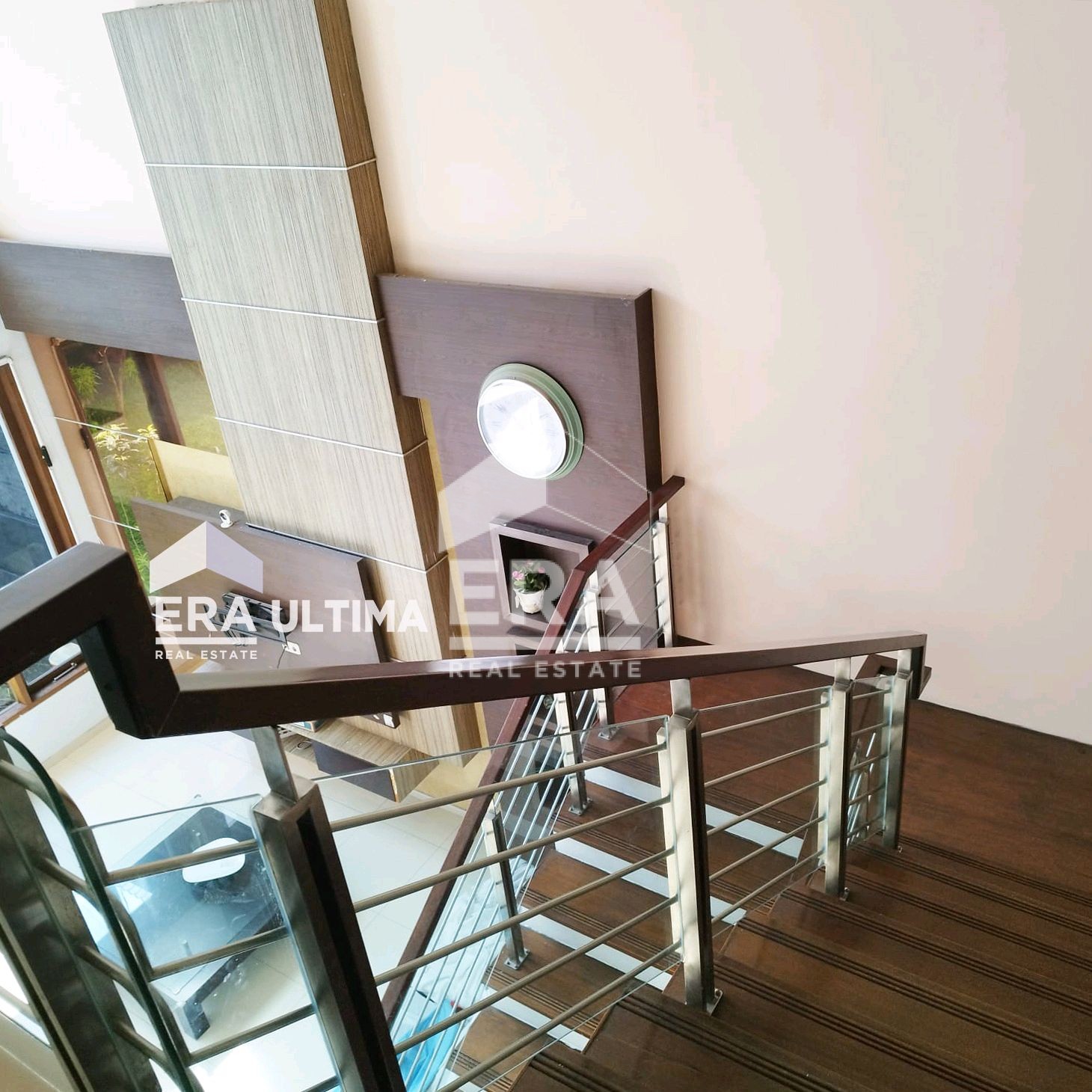 interior 4