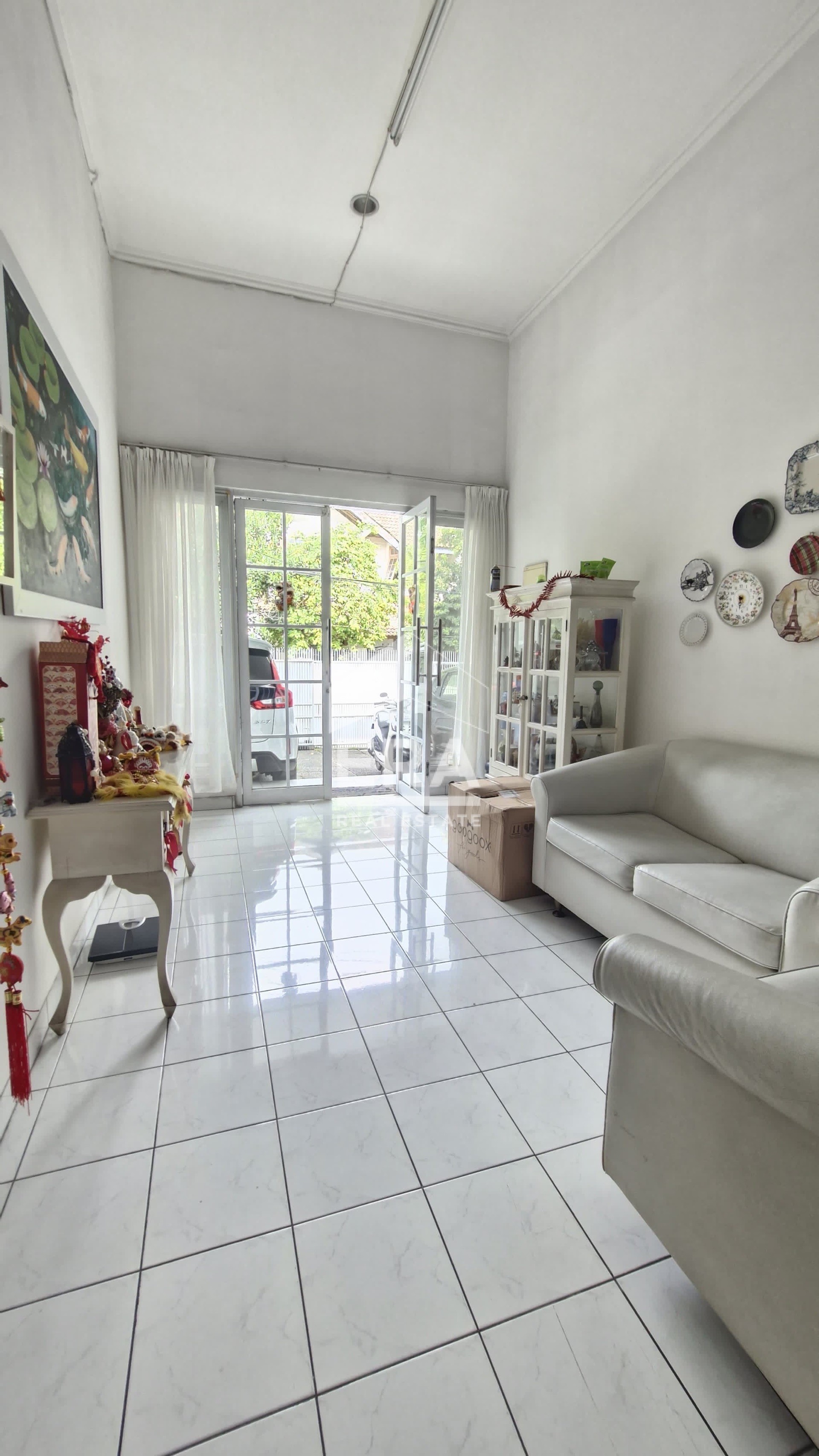 interior 3