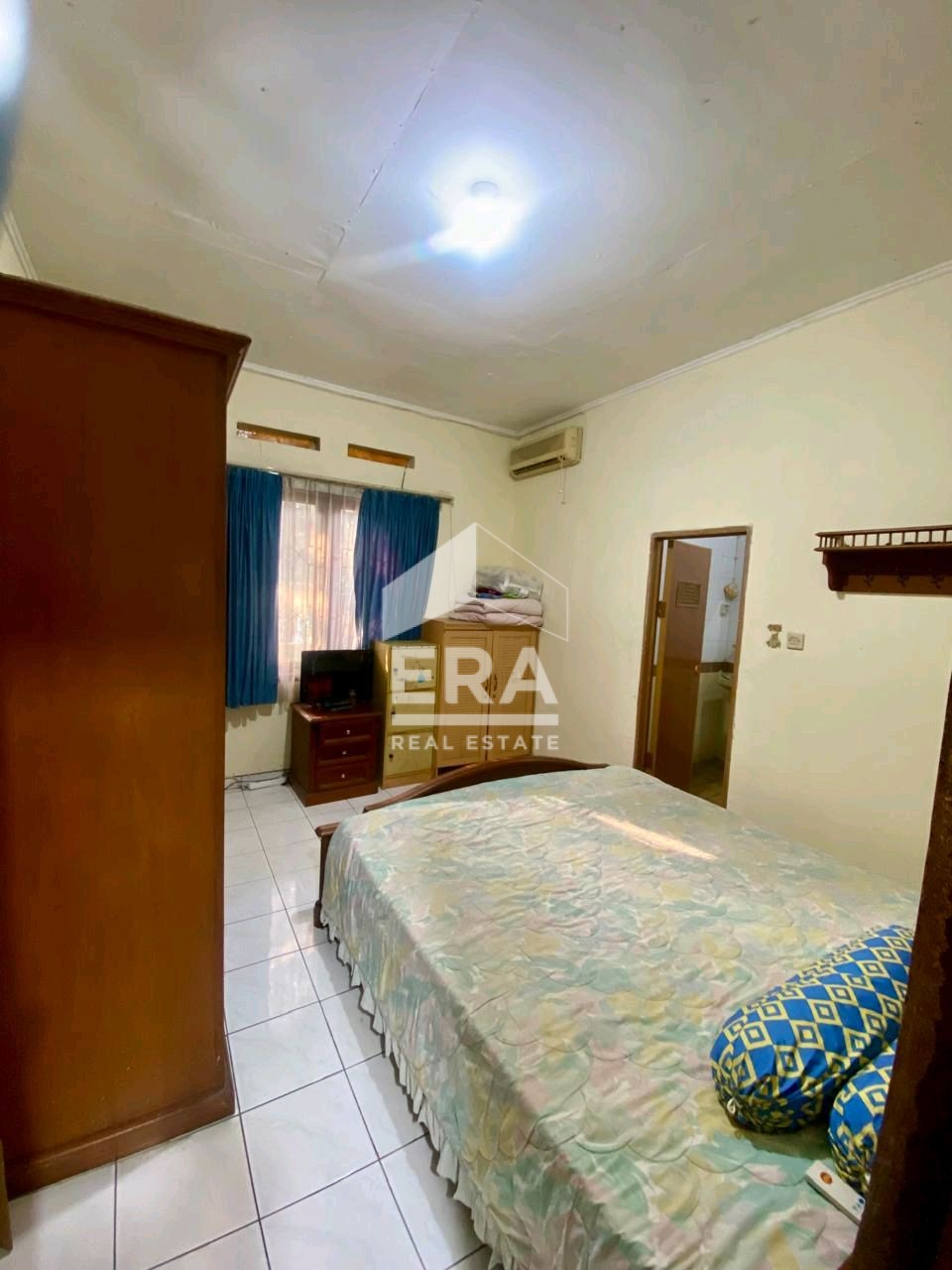 interior 6