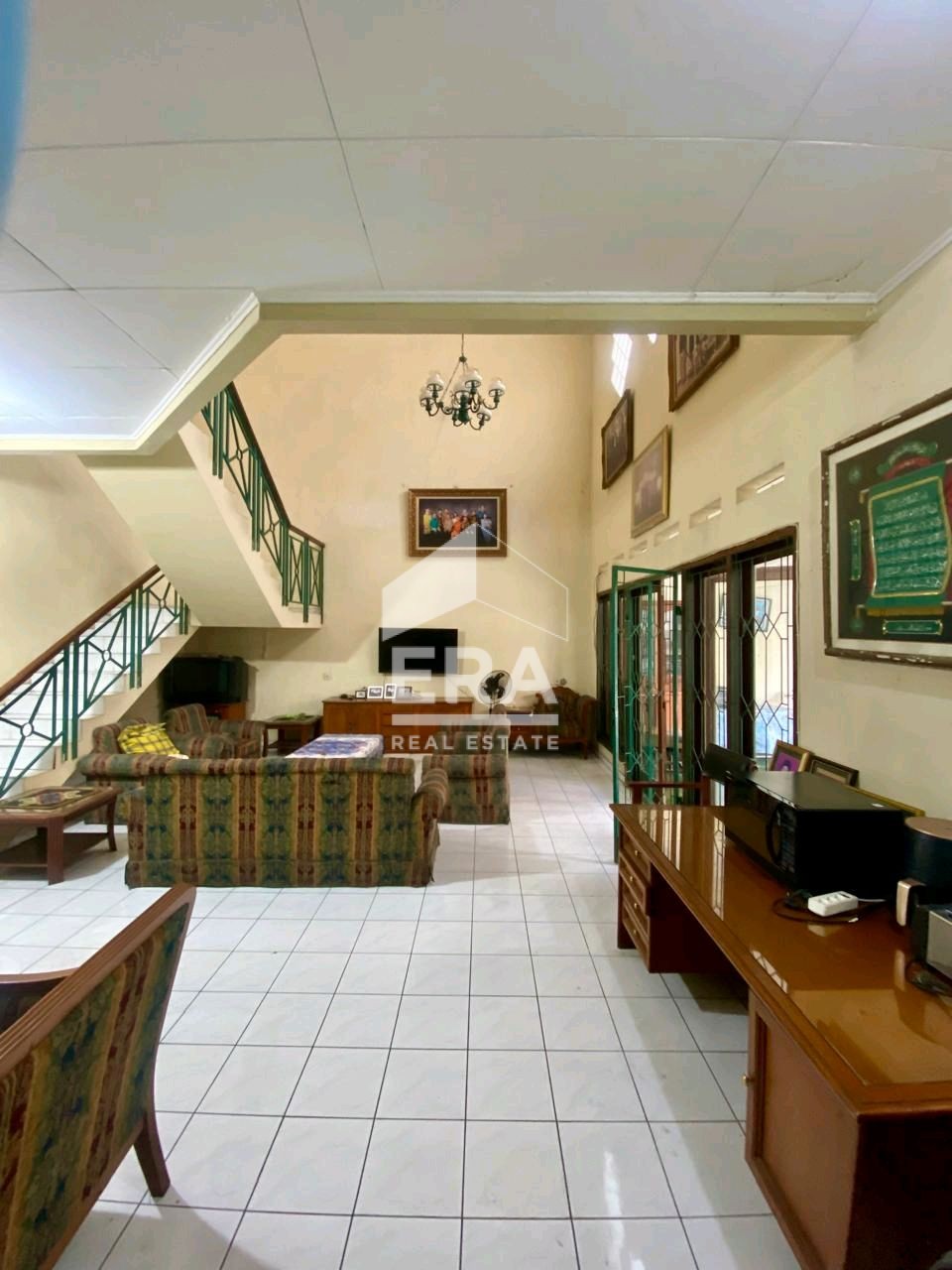interior 2