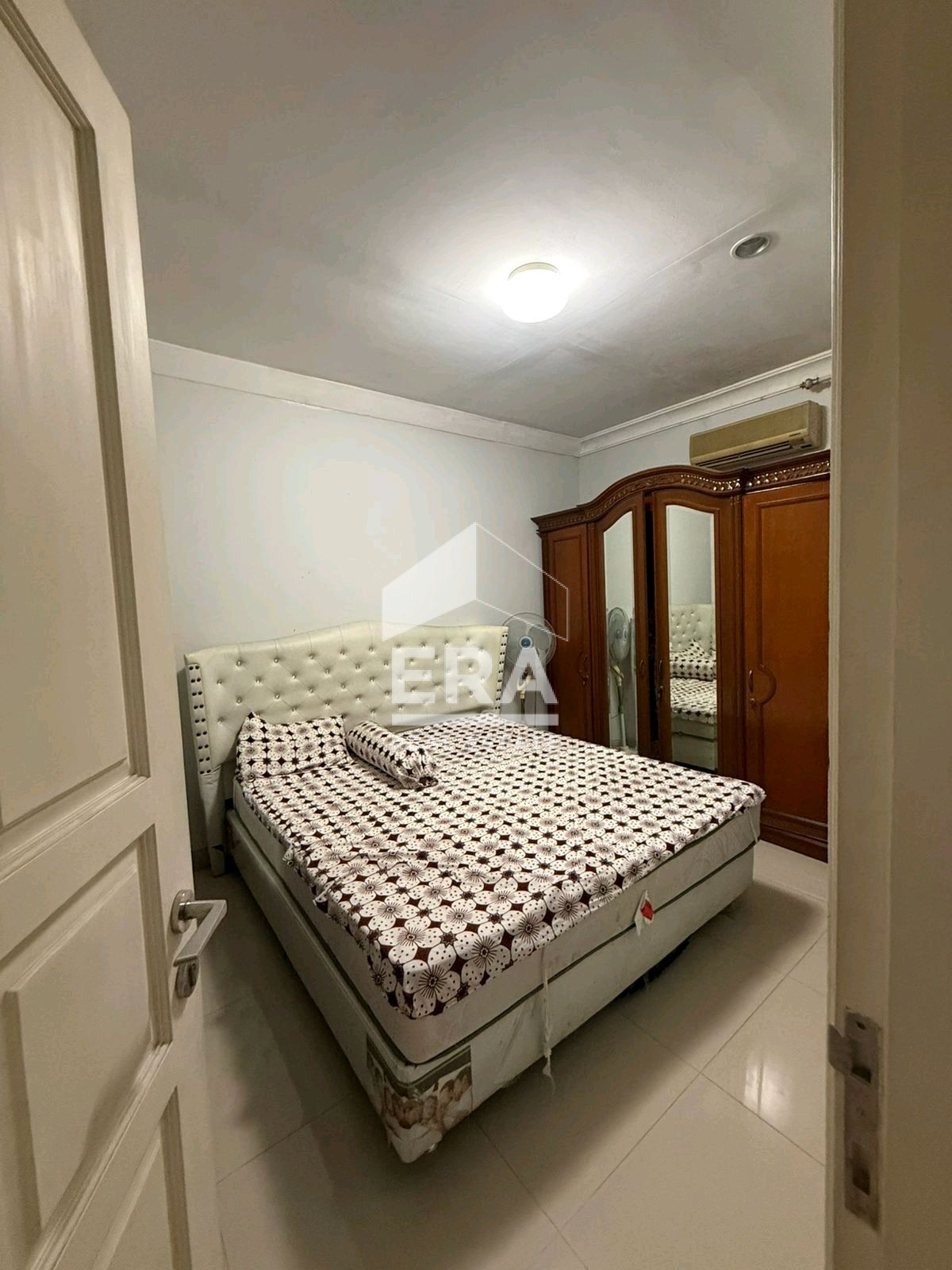 interior 3