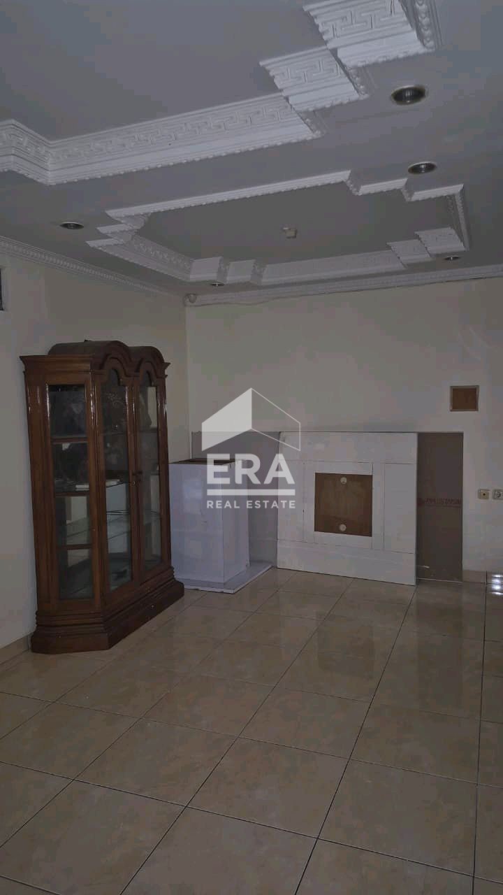 interior 7