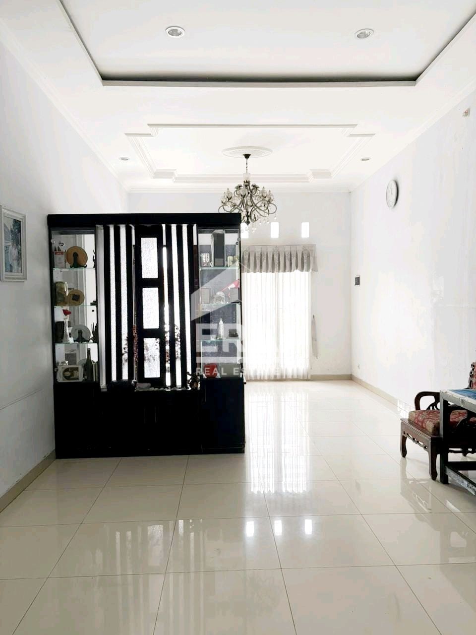 interior 4