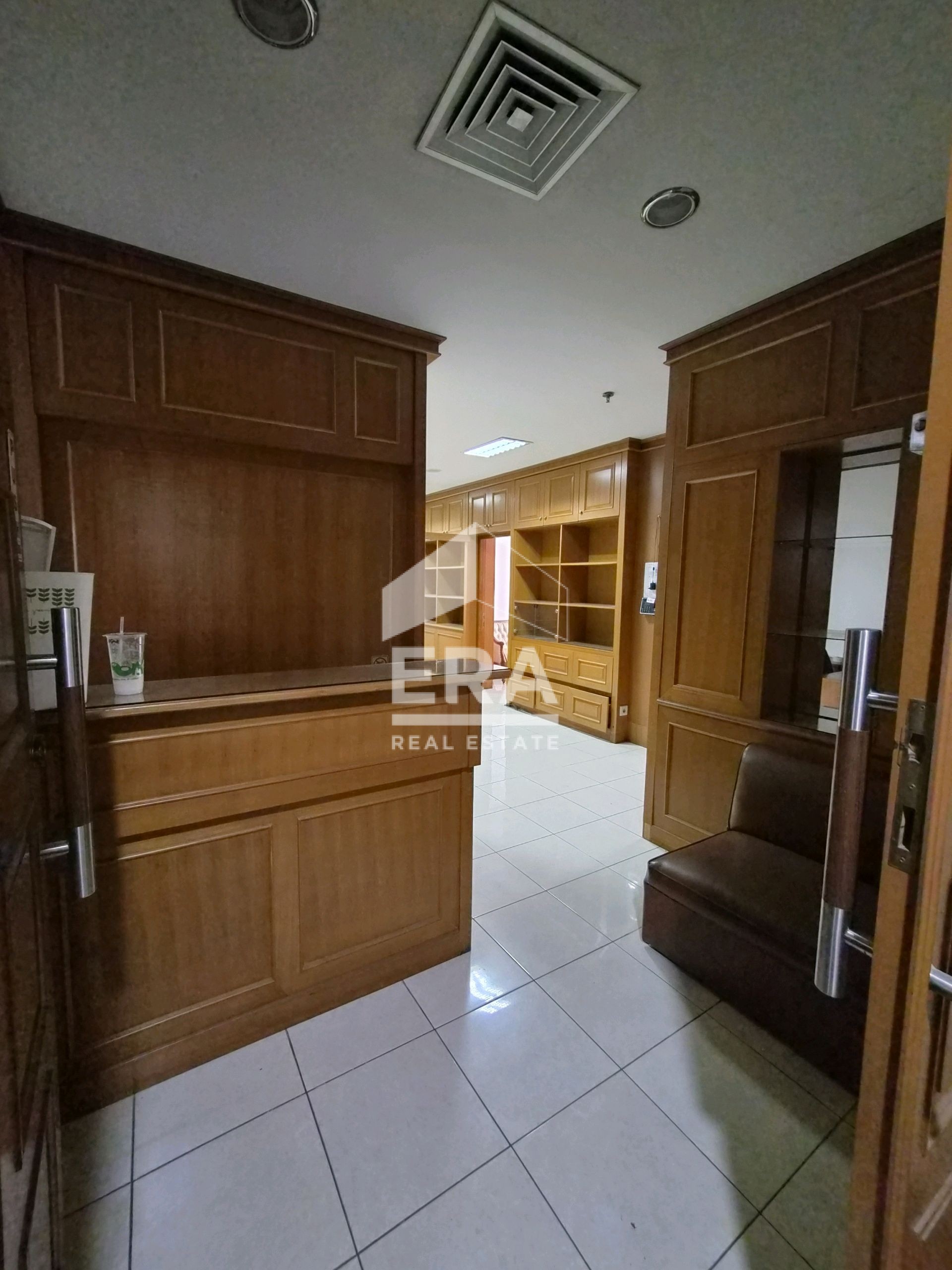 interior 6