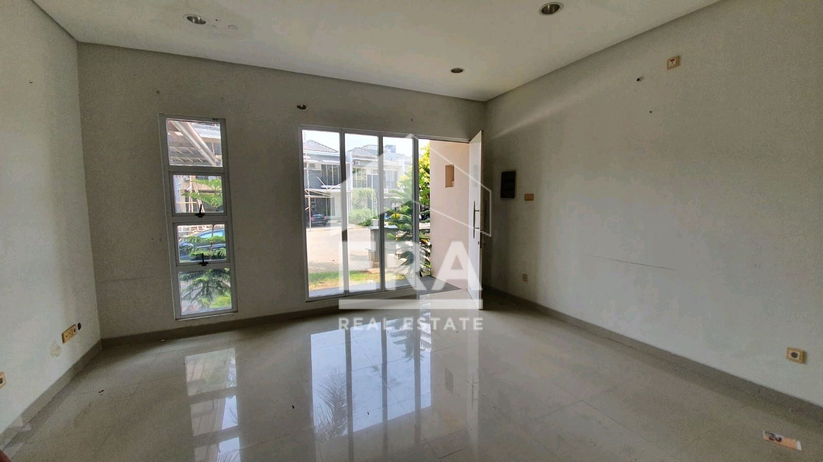 interior 3