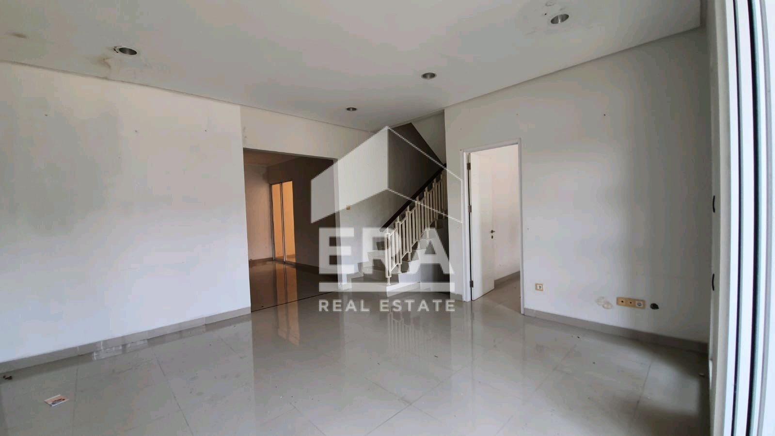 interior 4