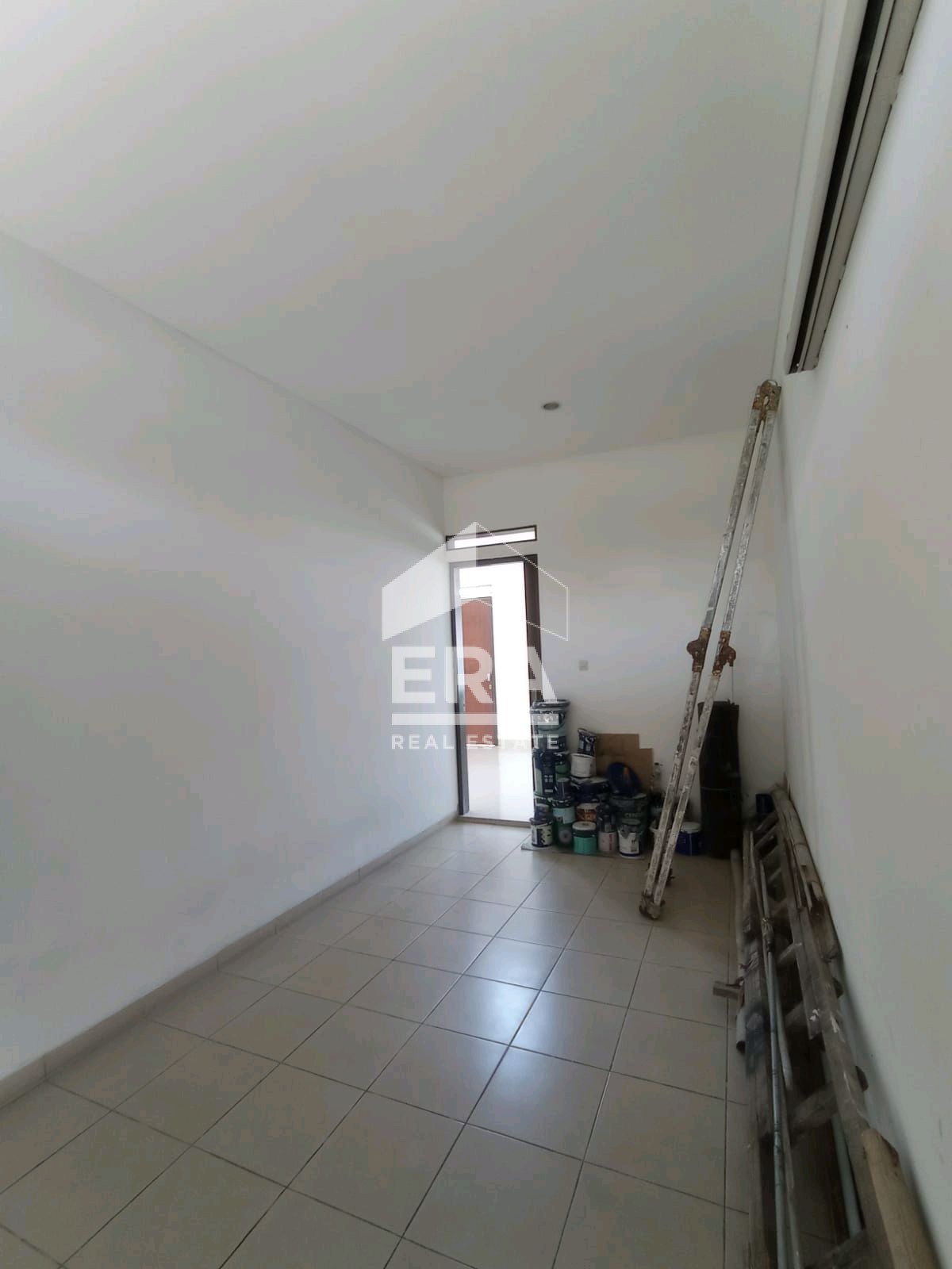 interior 4