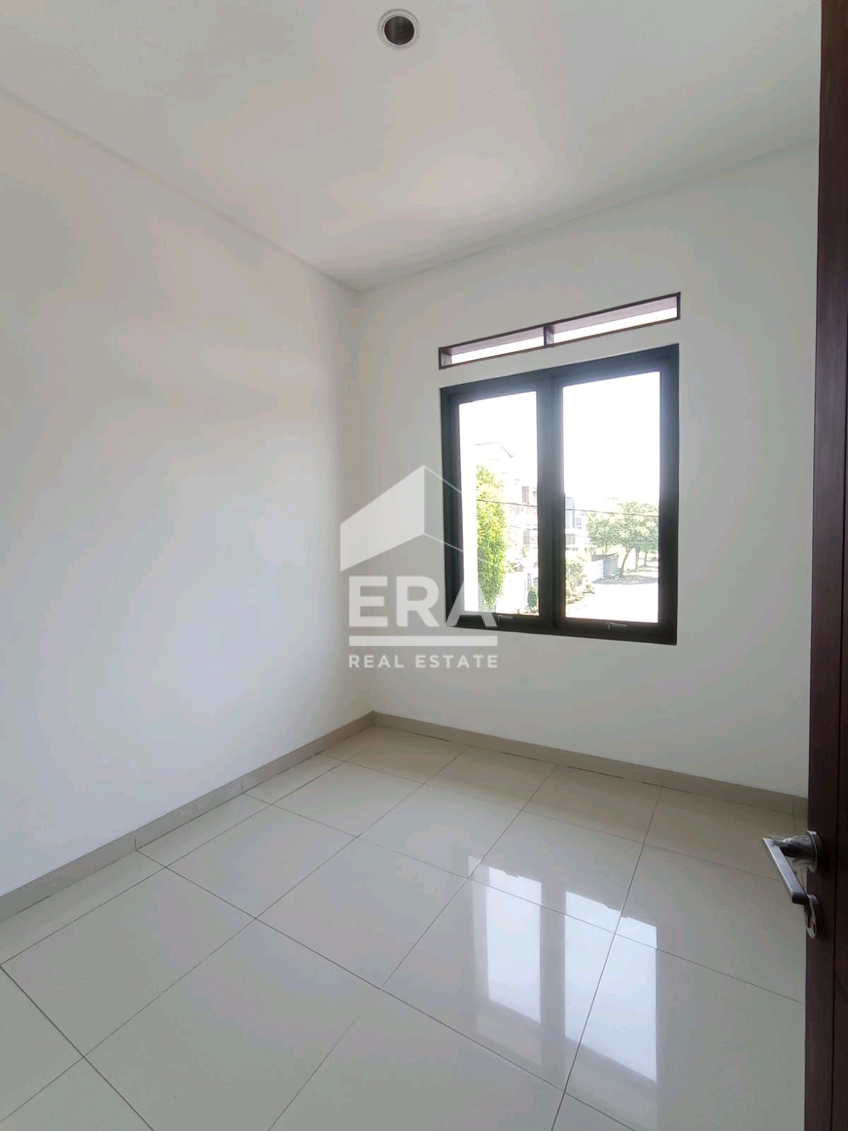 interior 6