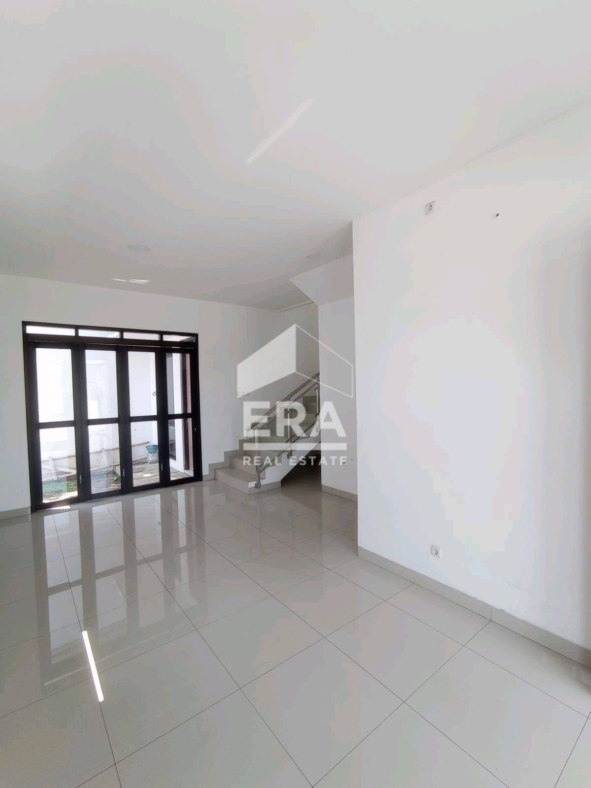 interior 2
