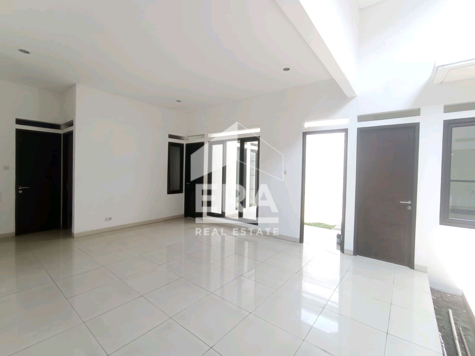 interior 3