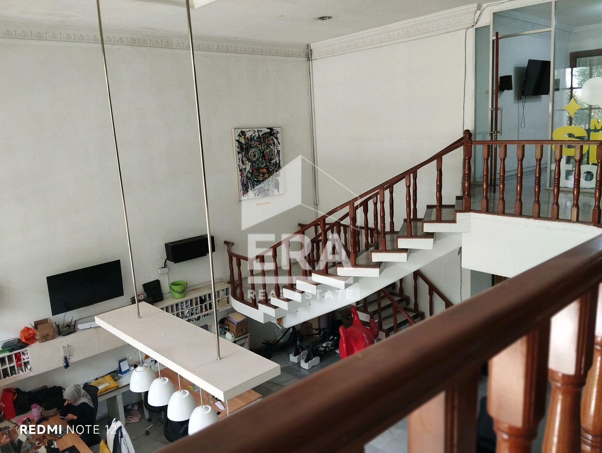 interior 9