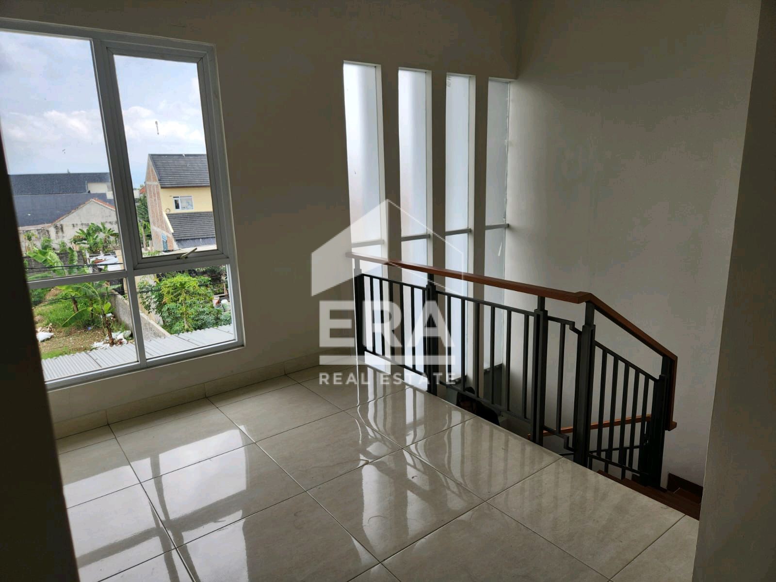 interior 2