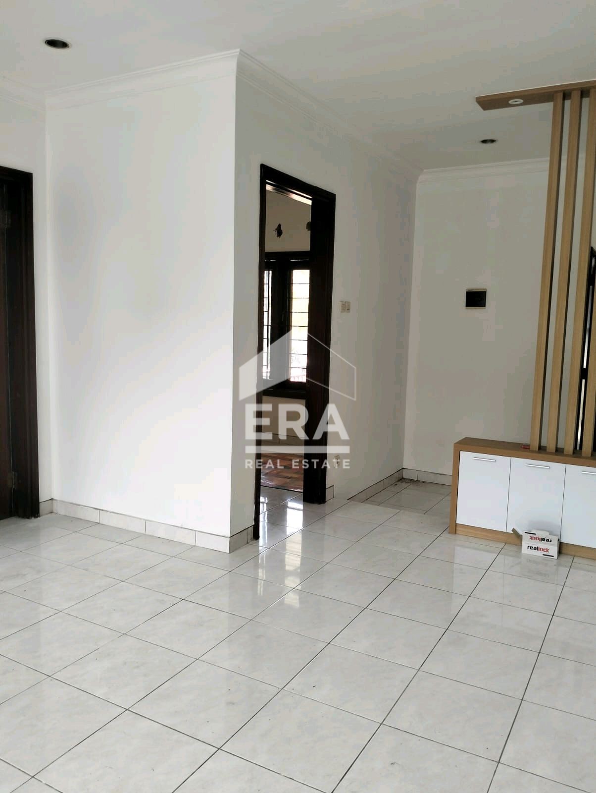 interior 4