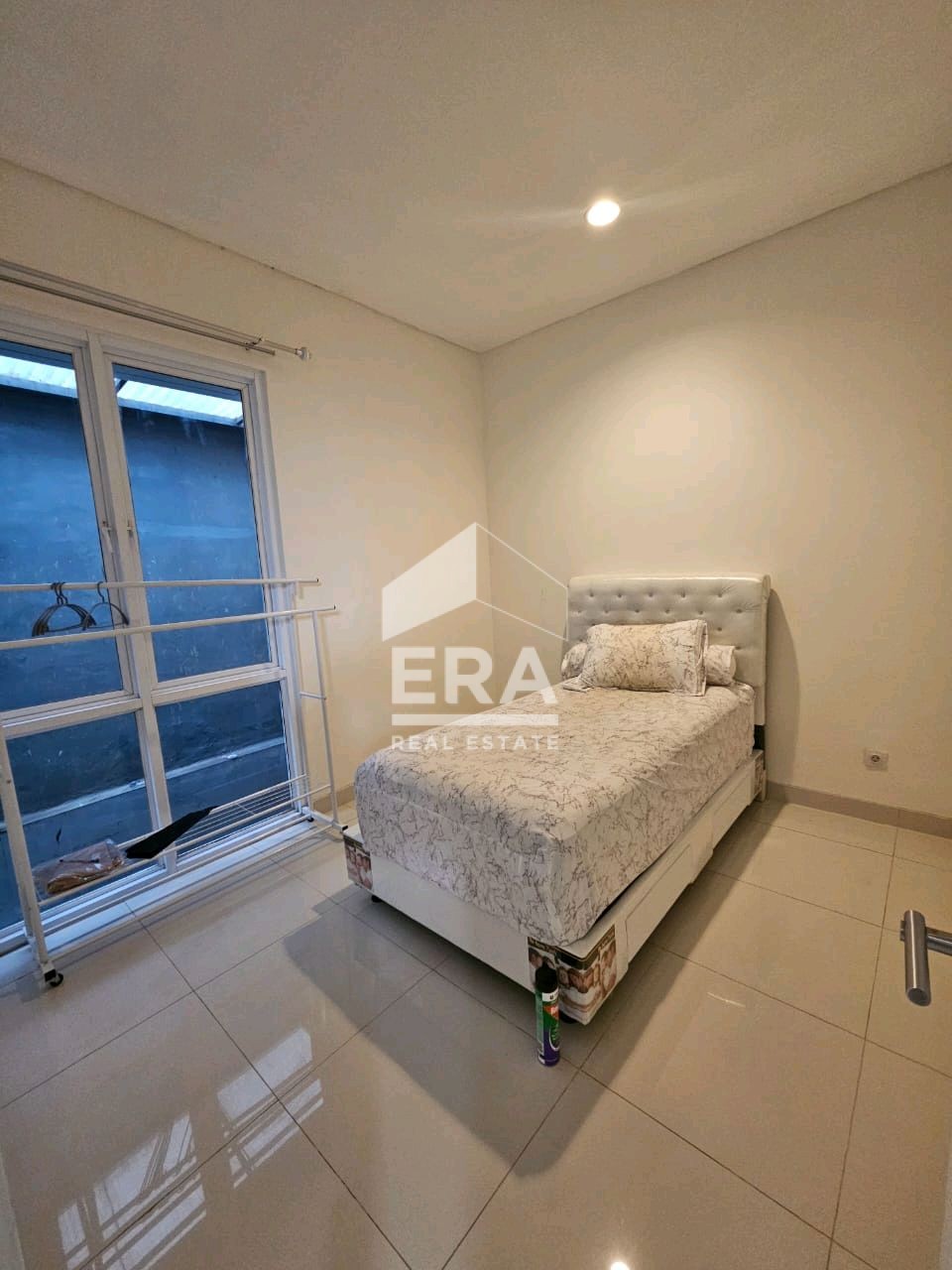 interior 9
