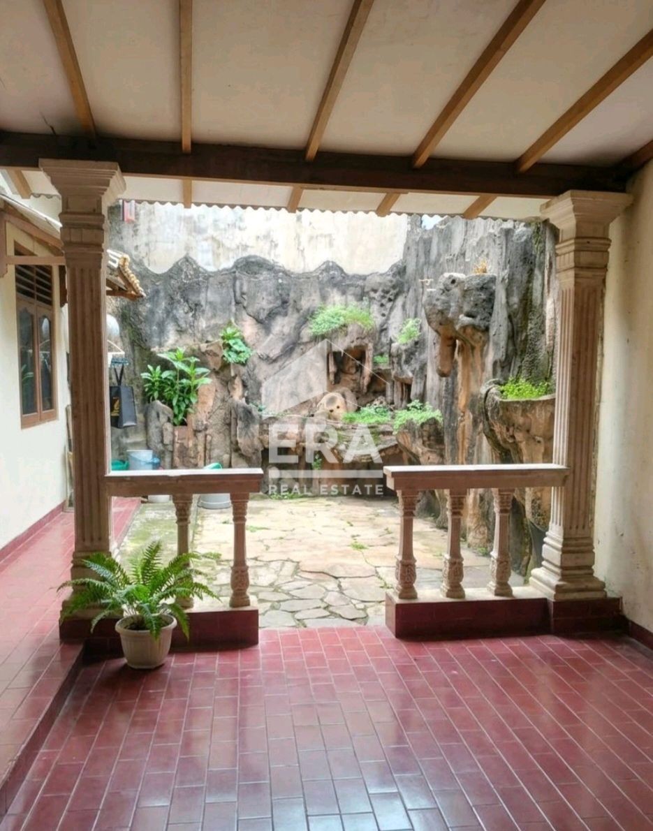 interior 2
