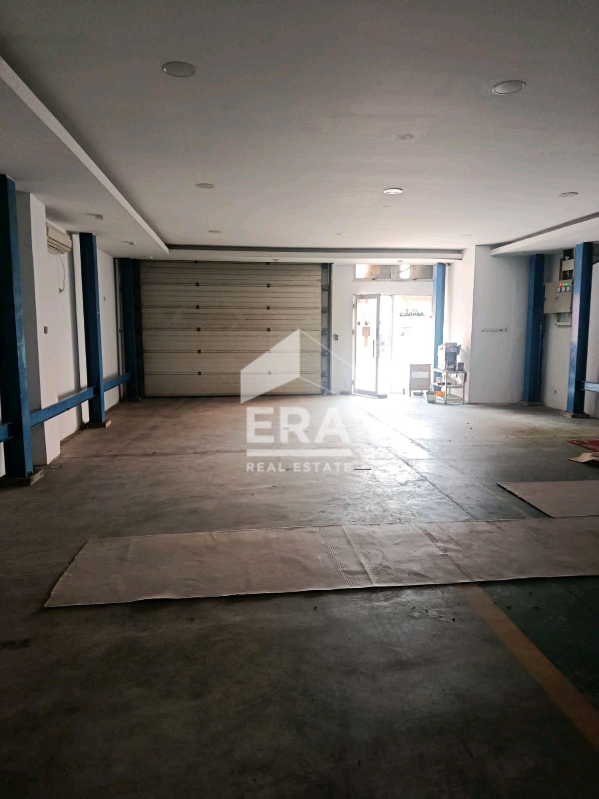 interior 6