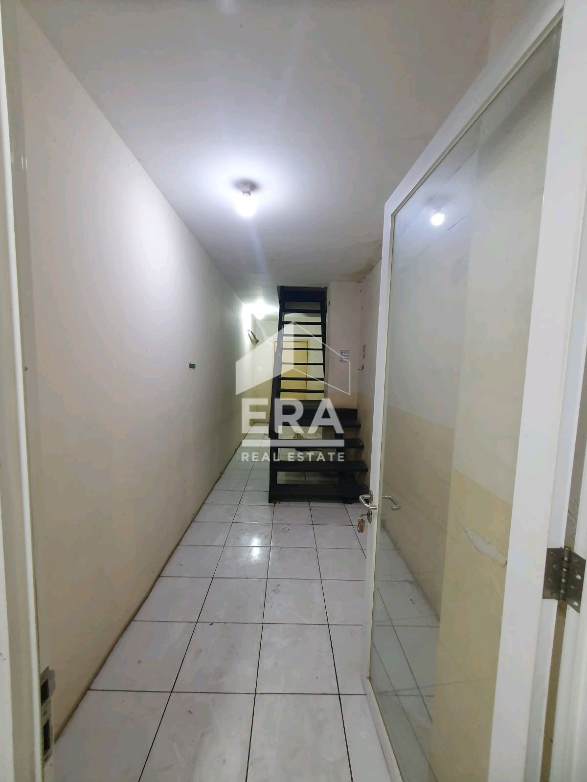 interior 4